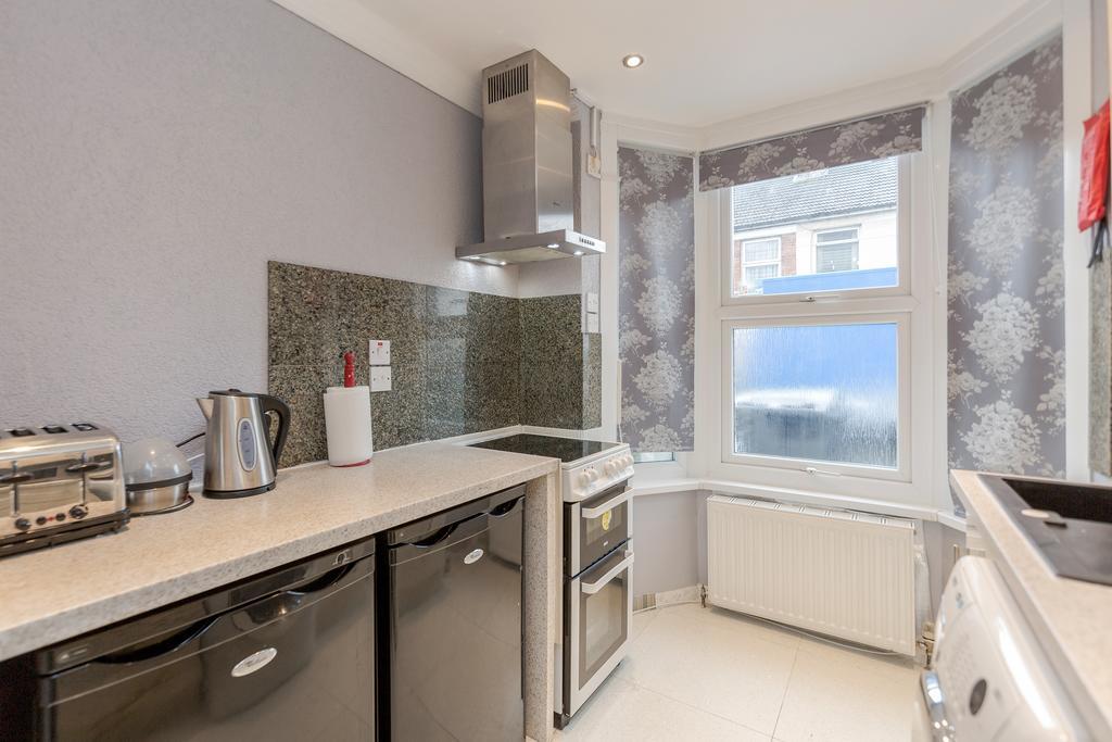 Watford General Suites Esterno foto