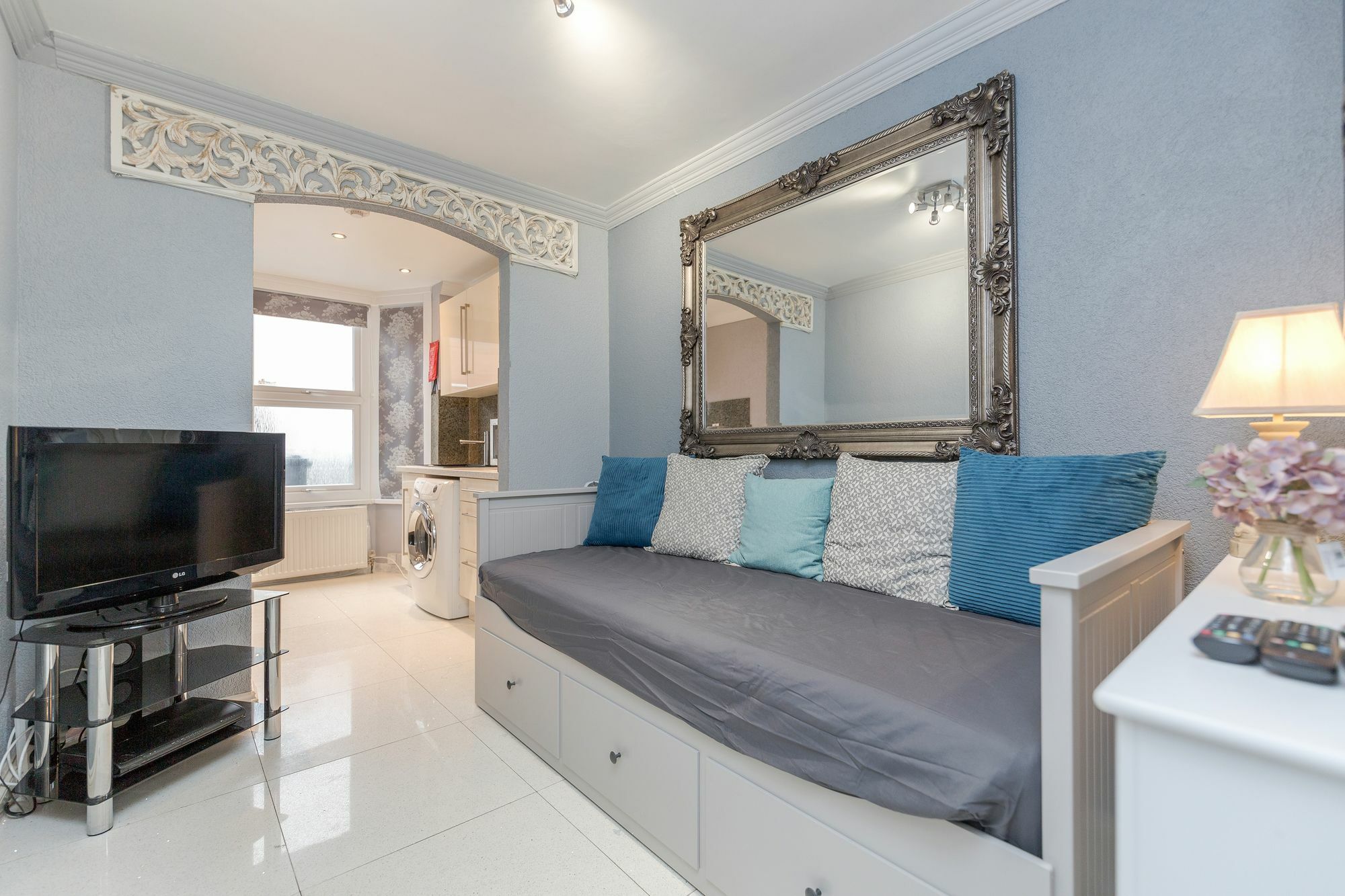 Watford General Suites Esterno foto